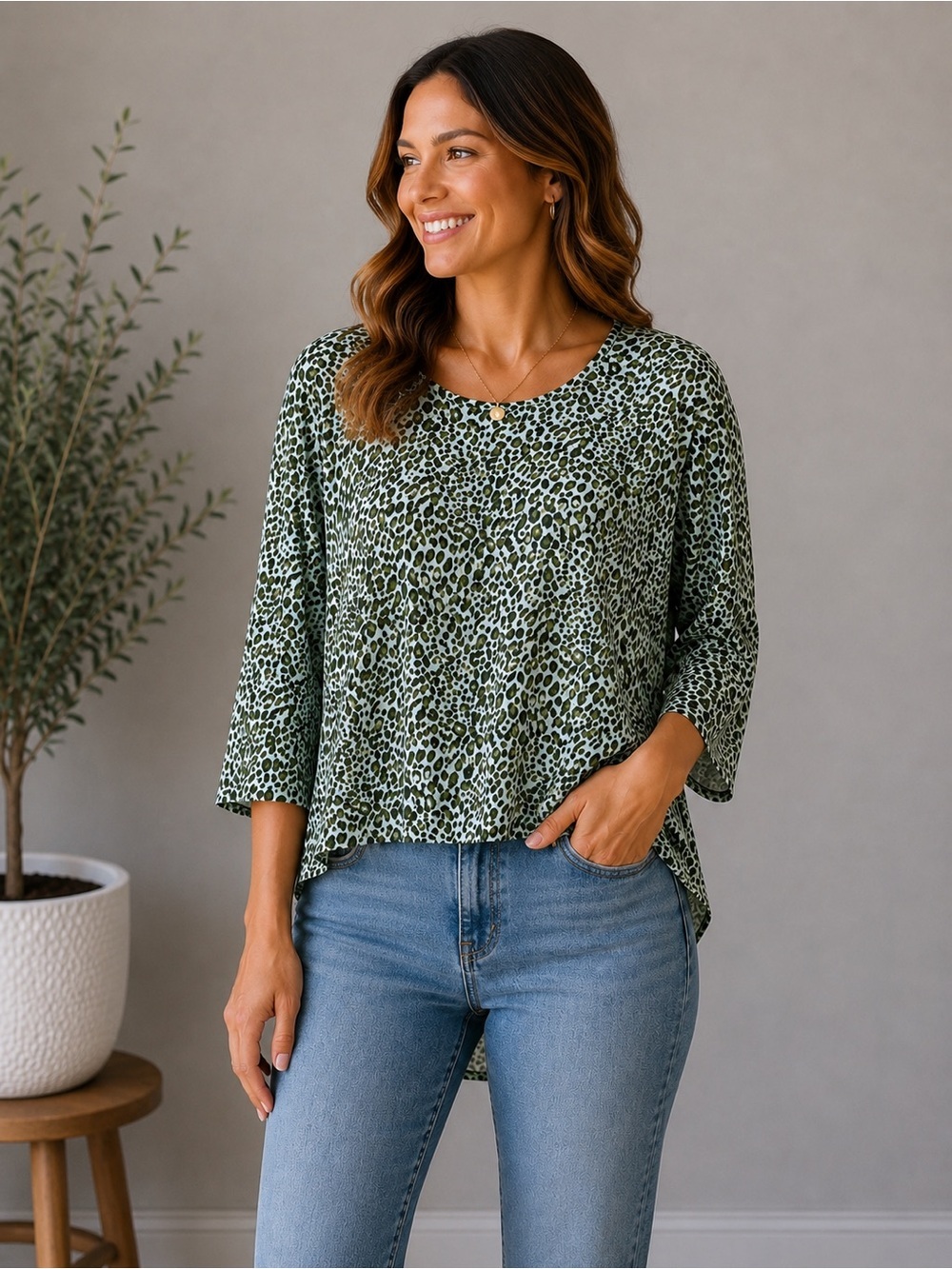 LOGO by Lori Goldstein Animal Print Top Medium Green Black Hi-Low Hem Like New
